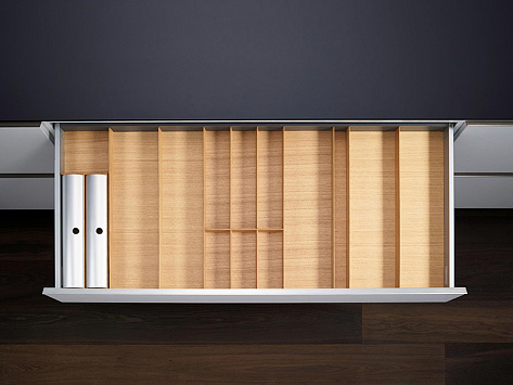 Лоток для ящика ФайнЛайн, 800 - 900 мм/500 мм + держатель для фольги, ясень черный, ROCKENHAUSEN, Art. 2373810368, Kessebohmer