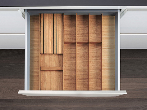 Лоток для ящика ФайнЛайн Линик, 500 - 600 мм, глубина 500 мм + держатель для ножей, дуб натуральный, ROCKENHAUSEN, Art. 2373780369, Kessebohmer