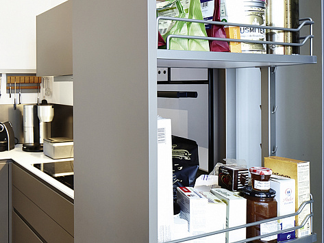 Диспенса 90° ПВ 400 мм, высота 1200-1600 мм, Арена КЛАССИК, 4 полки, титан, цвет дна серый, Art. 2606110102, Kessebohmer